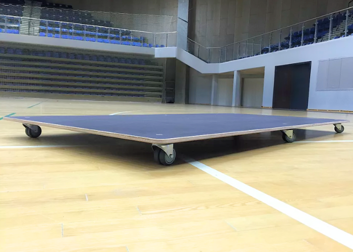 Redskabshund 110x250 cm.
Lav redskabshund til transport af alle typer redskaber.
Skridsikker top.
18 mm. trailerplade med afrundede hjørner.
6 stk. dobbelthjul.