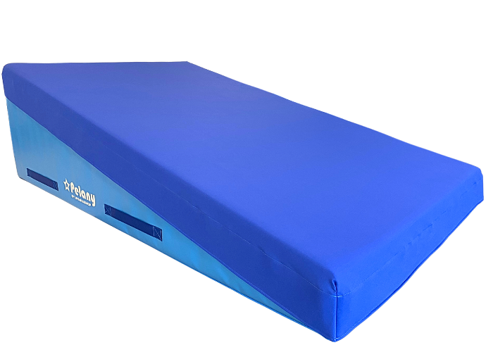 Softkile.
1 stk. skumkerne 22 kg/m3. specialfremstillet softskum.
700 g/m2. PVC dug.
4 stk. kraftige bærehåndtag - 2 stk. på hver side.
Top af strækstof.
Skridsikker bund.