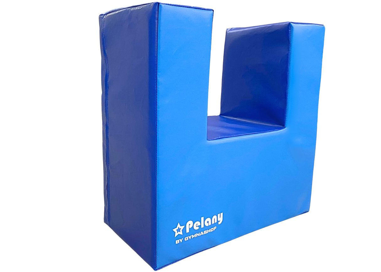 Klods med firkantet udskæring 60 x 30 x 60 cm. En rigtig fin skumblok med firkantet hul.
Hullet er 30 x 30 cm
Bare fantasien sætter grænser for hvad du kan bruge klodsen til.
Den kan bruges sammen med mange af Gymnashops andre skumprodukter eller b