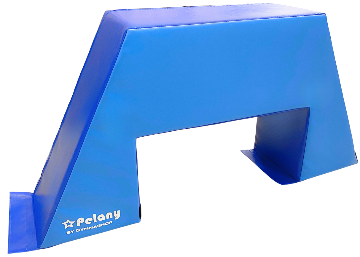 ½ møtrik med velcro 120 x 30 x 60 cm.
Rigtig gode og sjove til brug i børnehaven, gymnastik eller hjemme.
Lad børnene udfordre sig selv og på den måde lege øvelser og motorik ind. Kun fantasien sætter grænser :-)
L120xB30xH60 cm.
Udført i 700 g/m2