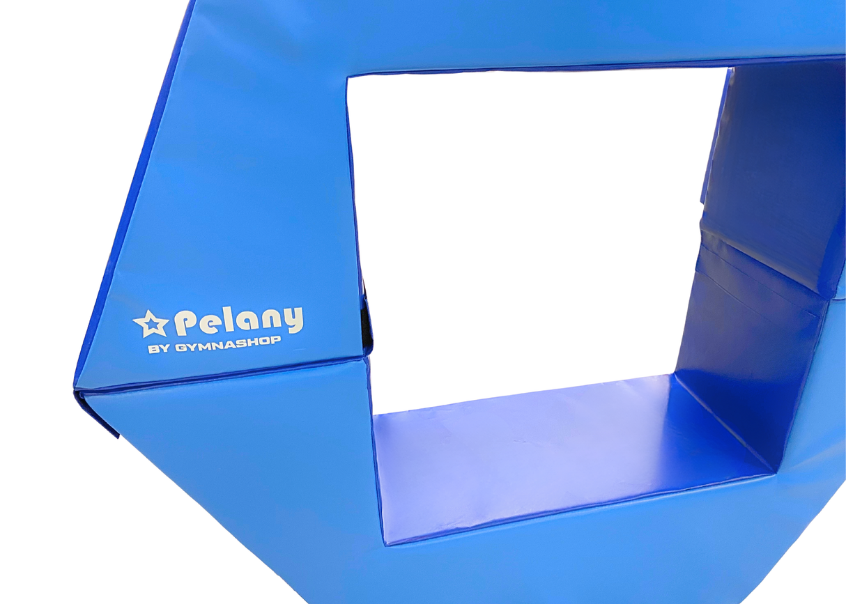 Møtrik 2 delt 120 x 30 x 120 cm. Komplet møtriksæt i skum.
Sjov for børn at lege på.
Lav balanse øvelser og andre motorik lege.
Udført i 700 g/m2. phthalatfri PVC dug.
Du kan vaske betrækket med en vådklud eller desinficere det.