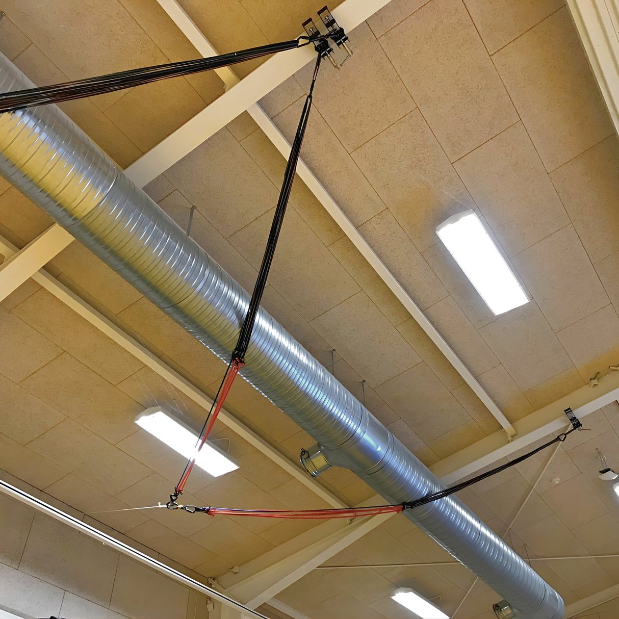 Flik Bungee system til spærmontage