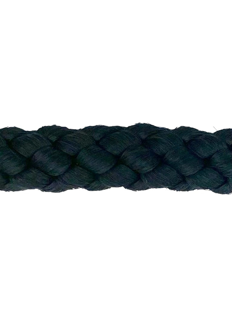 Sjippetov MALA, Sort.
MALA sjippetov i flotte klare farver. Rigtig gode, slidstærke sjippetove til skoler, foreninger og institutioner.
Sjippetovet er 3 m, men kan afkortes efter behov, så det tilpasses alle aldersgrupper - vi hjælper dig gerne.
Læ