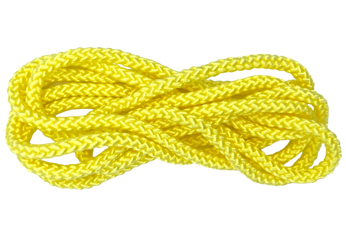 Sjippetov MALA, Gul.
MALA sjippetov i flotte klare farver. Rigtig gode, slidstærke sjippetove til skoler, foreninger og institutioner.
Sjippetovet er 3 m, men kan afkortes efter behov, så det tilpasses alle aldersgrupper - vi hjælper dig gerne.
Lækk