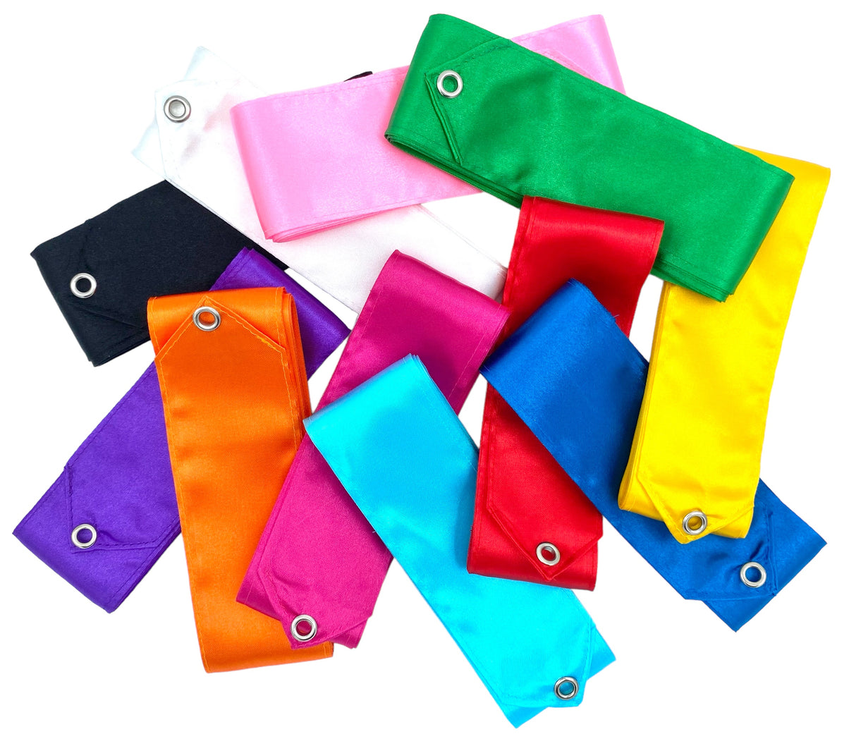 MALA vimpler fås i mange forskellige flotte, klare farver - Grøn, Hvid, Gul, Blå, Rød, Lyseblå, Pink, Orange, Lilla, Sort, Lyserød.
Passer til alle aldersgrupper, da vimplen kan tilpasses til den ønskede længde.
5 cm bredt rayonbånd.
Stav sælges s