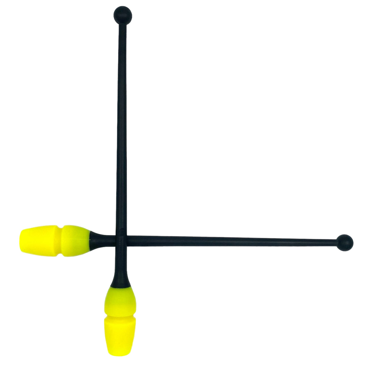 Tofarvet gymnastikkølle fra Pastorelli med en krop (den orange del) af gummi, hvilket gør, at køllen kan stødes mod gulvet og springe tilbage.
Køllerne kan også sættes sammen i forlængelse af hinanden.
En farverig kølle til træning, opvisning, show