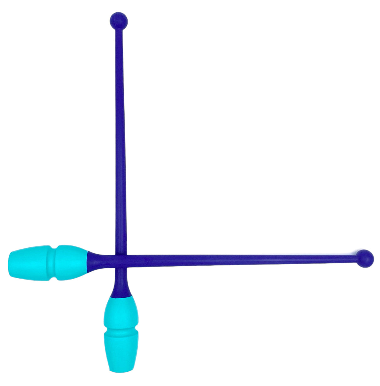 Tofarvet gymnastikkølle fra Pastorelli med en krop af gummi, hvilket gør, at køllen kan stødes mod gulvet og springe tilbage.
Køllerne kan også sættes sammen i forlængelse af hinanden.
En farverig kølle til træning, opvisning, show og konkurrence.