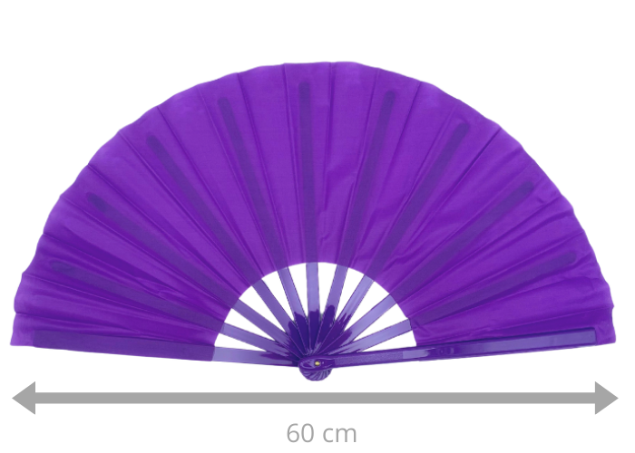Lilla gymnastikvifte. Oplev elegance og effekt på opvisningsgulvet med vores gymnastikvifte. Denne vifte fås i flere forskellige farver, så du kan vælge den, der passer bedst til din stil og optræden. Når viften er udslået, måler den imponerende 60 c