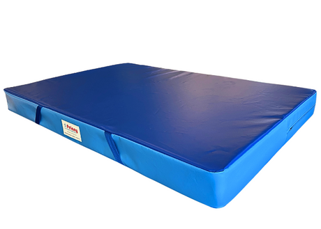 Indkastmåtte til stortrampolin.
2 håndtag på den ene langside.
700 g/m2 PVC dug.
Skumkvalitet 20 kg/m3.