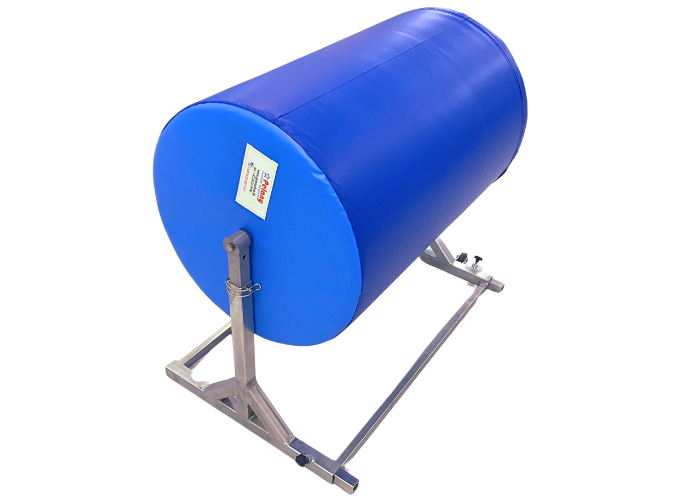 FlikFlak Træner er den perfekte flik trainer til indøvelse af specielt flik-flak, men den kan også bruges til kraftspringstræning.

Børnene elsker den og gør træningen sjov. FlikFlakmaskinen er flik traineren som giver gymnasten mange gentagelser ude