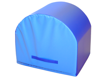 Rulleplint.
Rulleplint er et fantastisk alsidig træningsredskab for både store og små.
Børnehaver, skoler og idrætsforeninger

Kan bruges til forhindringsbaner, flikk-flakk, håndstand og meget mere.

Skumkerne 25 kg. pr. m3.
700 g/m2. PVC dug.
Skrids