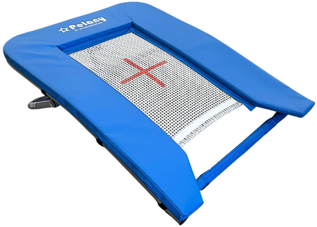 Boost Board Hawk.

Ergonomisk udformet minitrampolin til kraftfulde afsæt.

Velegnet til børnespring, da den er let at hoppe op i for de mindste.

Skridsikker fødder og med transporthjul.

Højderegulering fra ca. 26-32 cm

Open-end model.