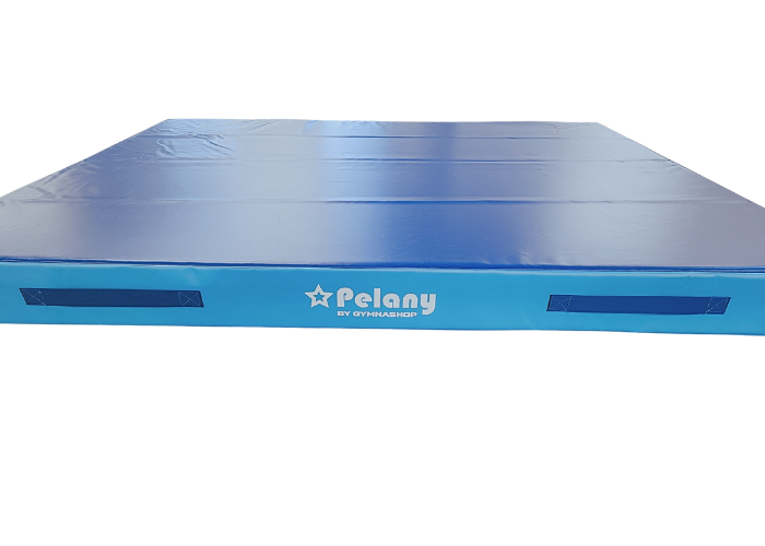 Crashmåtten giver gymnasten en semihård landingsflade ved indøvelse af større og nye spring.

Skumkvalitet 20 kg. pr. m3
700 g/m2 PVC dug.
10 stk. bærehåndtag.
Skridsikker bund.