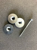 Skive med hul til afstandsklods. 