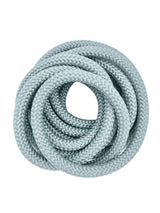 Sølv
Amaya COMPETITION sjippetov.

Sjippetov til rytmisk gymnastik i absolut topkvalitet fra Amaya. FIG godkendt til konkurrencegymnastik. 
Super tæt vævning og en vægt på hele 210 g, som giver sjippetovet optimal tyngde til udførelse af komplekse sv