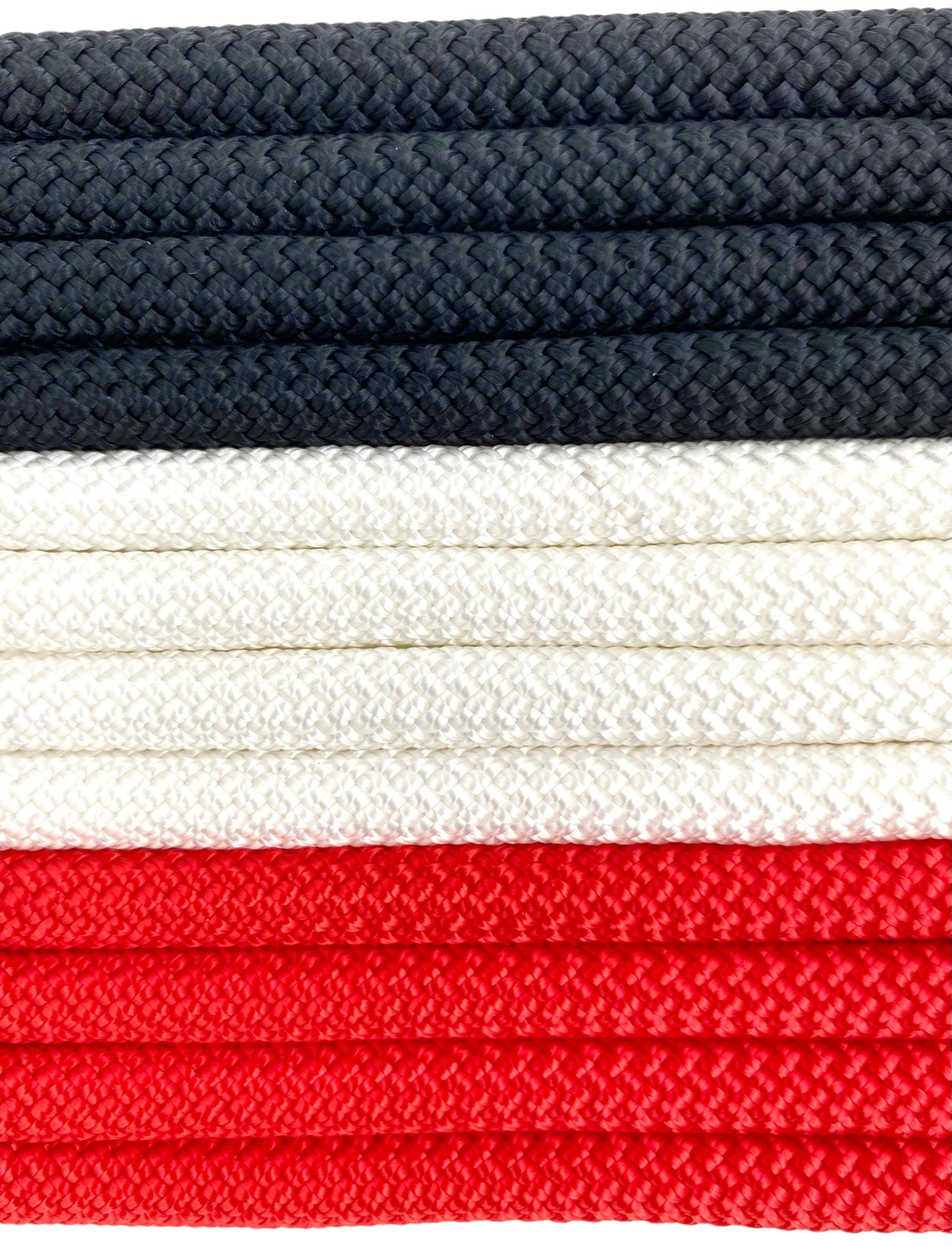 Sjippetov Pastorelli NEW ORLEANS.

Pastorelli NEW ORLEANS sjippetov er af den bedste kvalitet og et foretrukkent mærke hos topgymnasterne indenfor rytmisk gymnastik.
FIG-godkendt til konkurrencer. 
Længde 3 m. 
Diameter 9 mm.
Sjippetovet har en god t