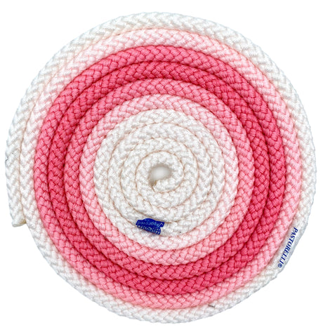 Sjippetov Pastorelli PATRASSO, Hvid og Koral UV.
Ensfarvet sjippetov med god vægt og tyngde til rytmisk gymnastik, opvisning og konkurrence.
Dette produkt er F.I.G. godkendt og kan bruges til konkurrencer.
Nylontov på 315 cm.