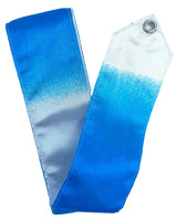 MALA vimpel i Blå og Hvid. 

Passer til alle aldersgrupper, da vimplen kan tilpasses til den ønskede længde.

5 cm bredt rayonbånd.
Stav sælges særskilt.

Vimpler er et håndredskab til både nybegyndere og erfarne gymnaster. 
Vimpler kan udfordre den 