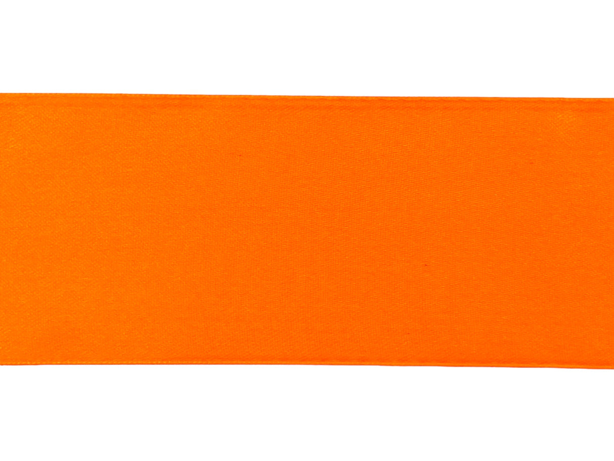 Amaya Vimpel til rytmisk gymnastik.

Amayas vimpel er det perfekte valg for rytmiske gymnaster, uanset om det er til træning eller opvisning.
Vimplerne er 6 meter lange og er lette nok til at bevæge sig elegant gennem luften, men har stadig tilstrækk