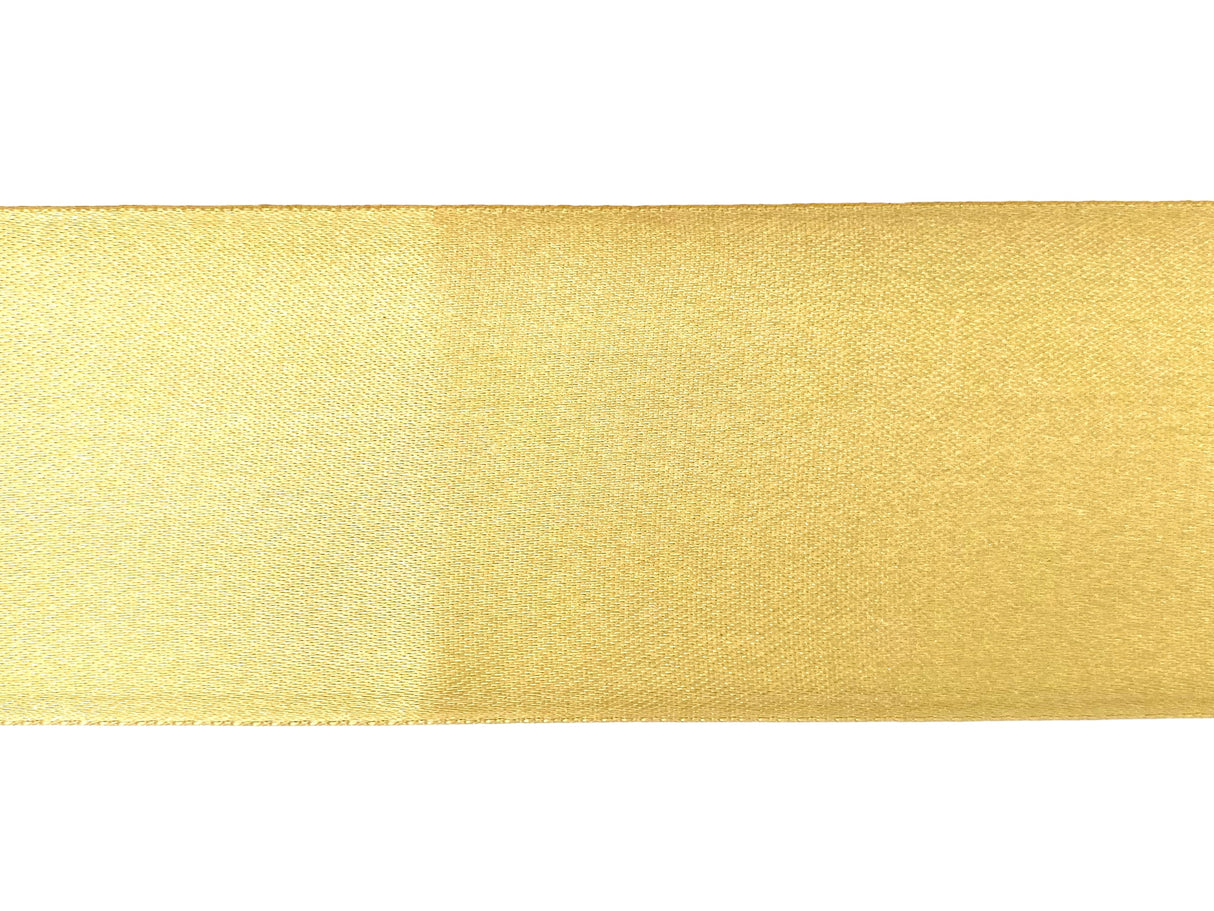 Amaya Vimpel til rytmisk gymnastik.

Amayas vimpel er det perfekte valg for rytmiske gymnaster, uanset om det er til træning eller opvisning.
Vimplerne er 6 meter lange og er lette nok til at bevæge sig elegant gennem luften, men har stadig tilstrækk