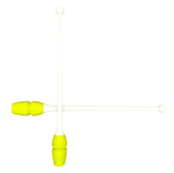 Tofarvet gymnastikkølle fra Pastorelli med en krop (den orange del) af gummi, hvilket gør, at køllen kan stødes mod gulvet og springe tilbage. 
Køllerne kan også sættes sammen i forlængelse af hinanden.

En farverig kølle til træning, opvisning, show